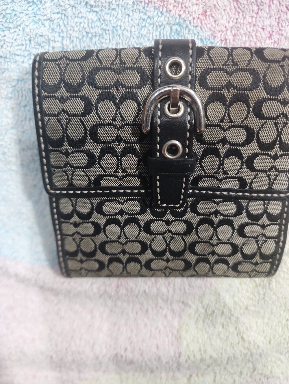 Coach Mini Signature Jacquard Small Wallet - Picture 7 of 7